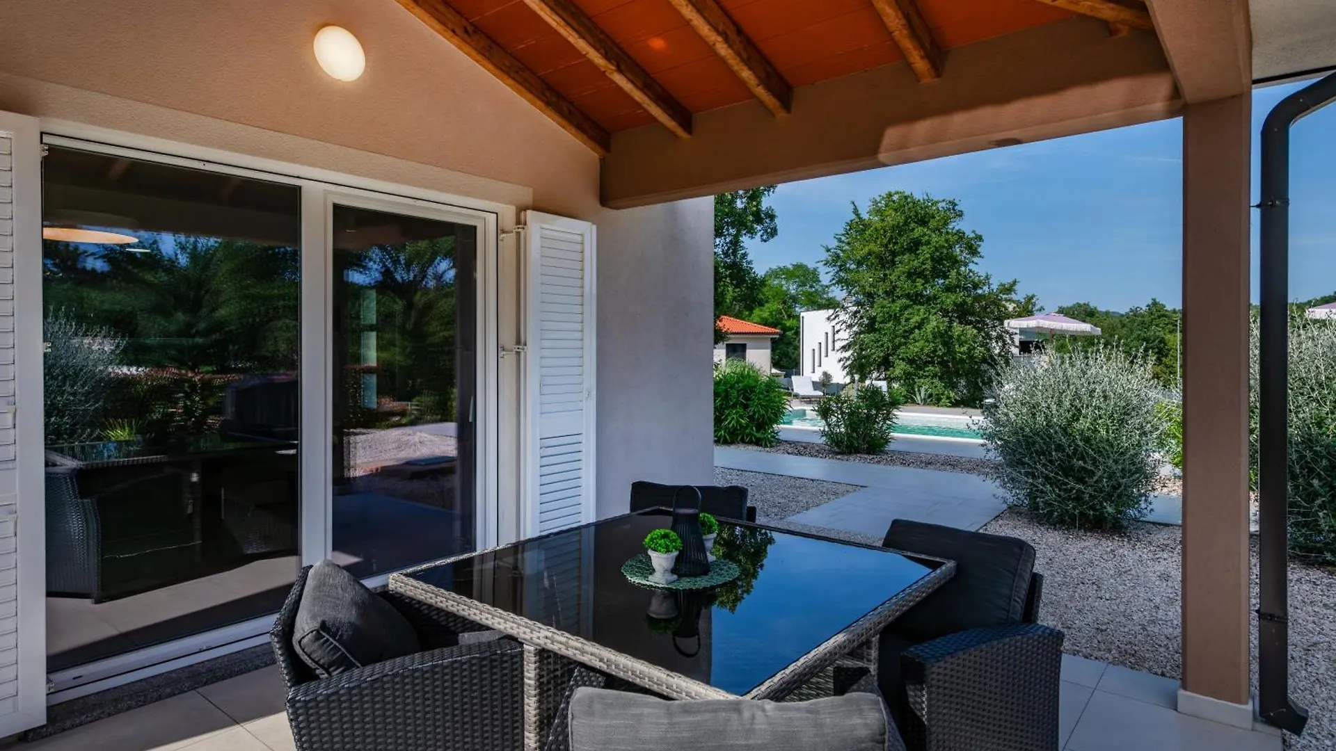 Villa Laura, A Charming And Private Villa Near The Sea Krapan Chorwacja