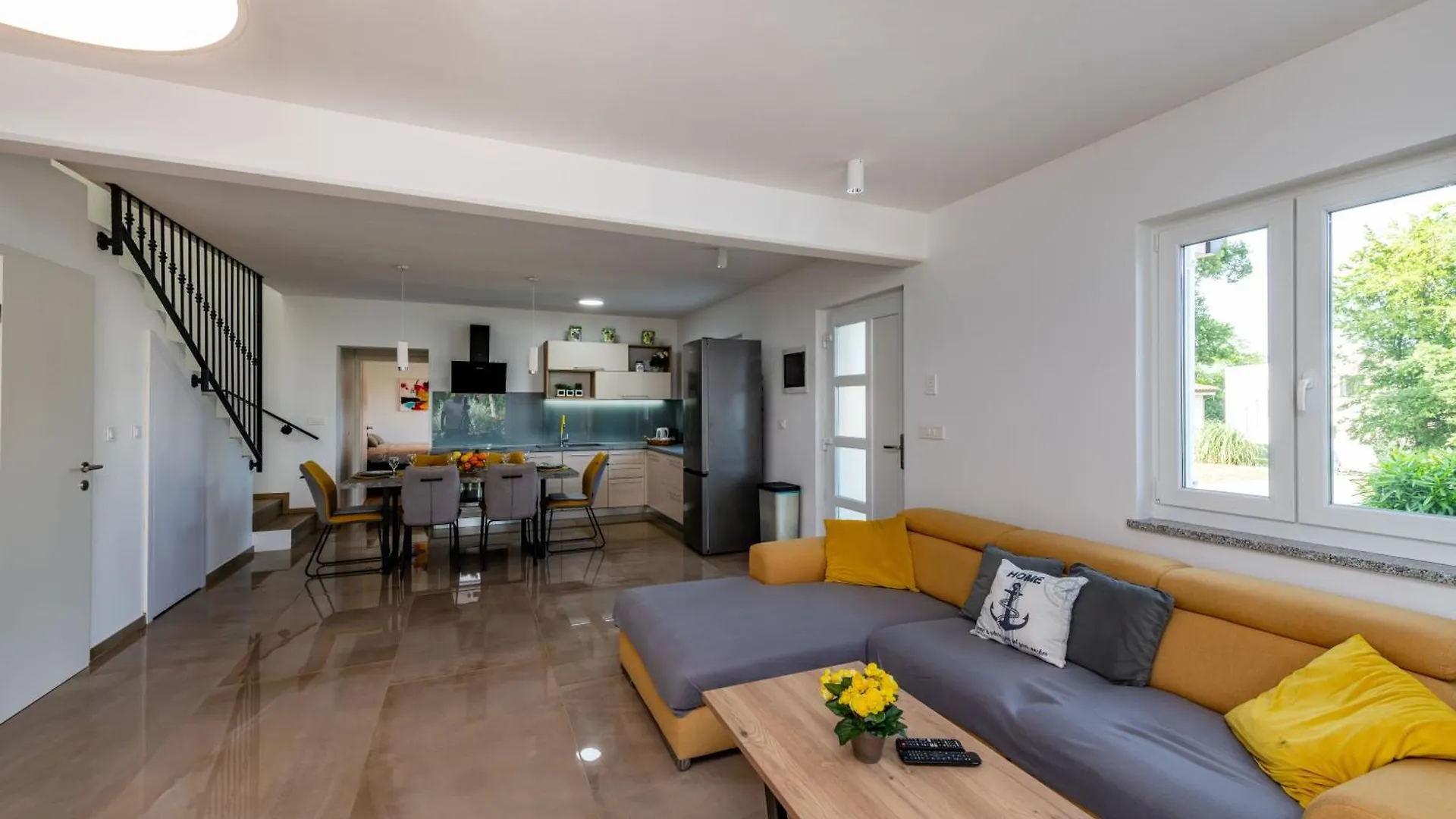 Villa Laura, A Charming And Private Villa Near The Sea Krapan Dom wakacyjny